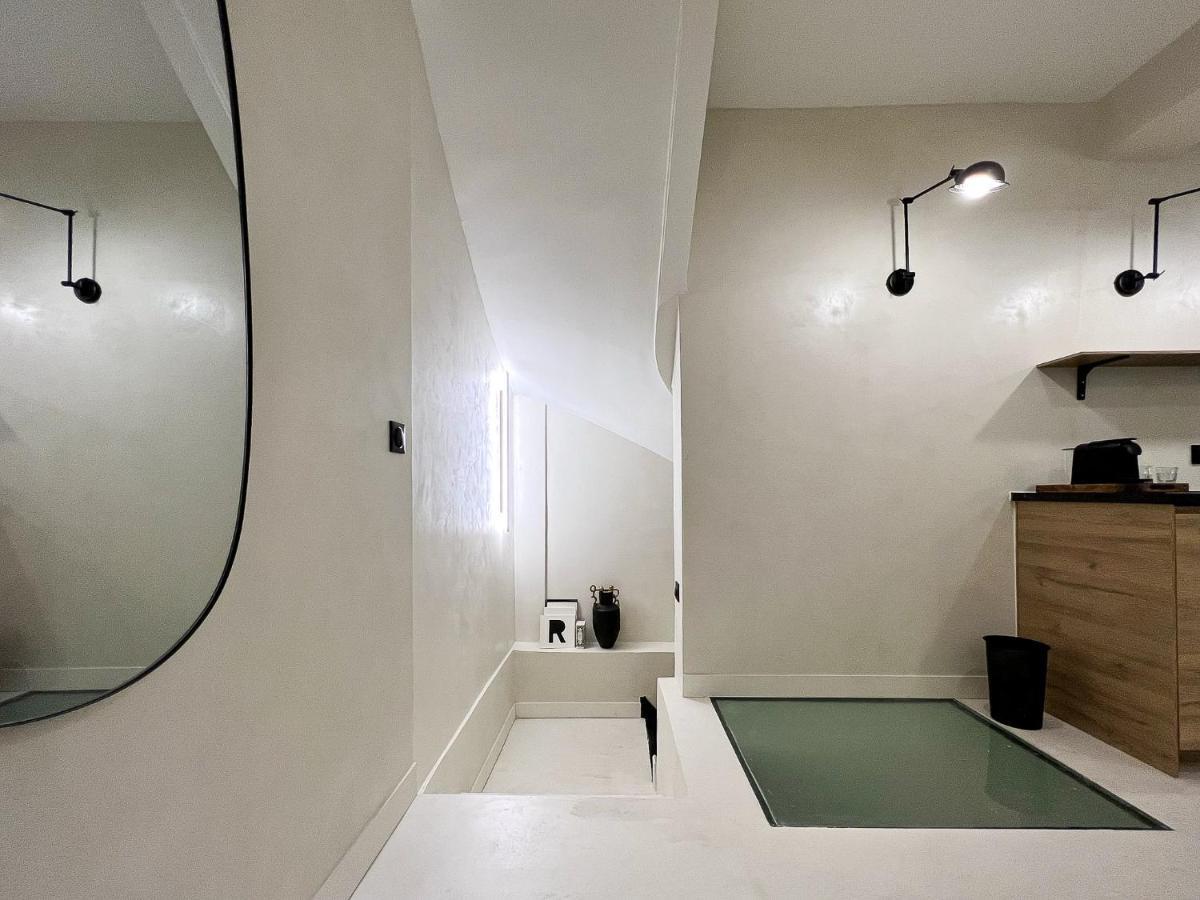 Superb Apartment Palais Royal Louvre Museum Free Netflix Paris Eksteriør billede
